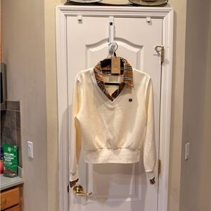 Cream V-Neck Sweater with Plaid Collar Detail